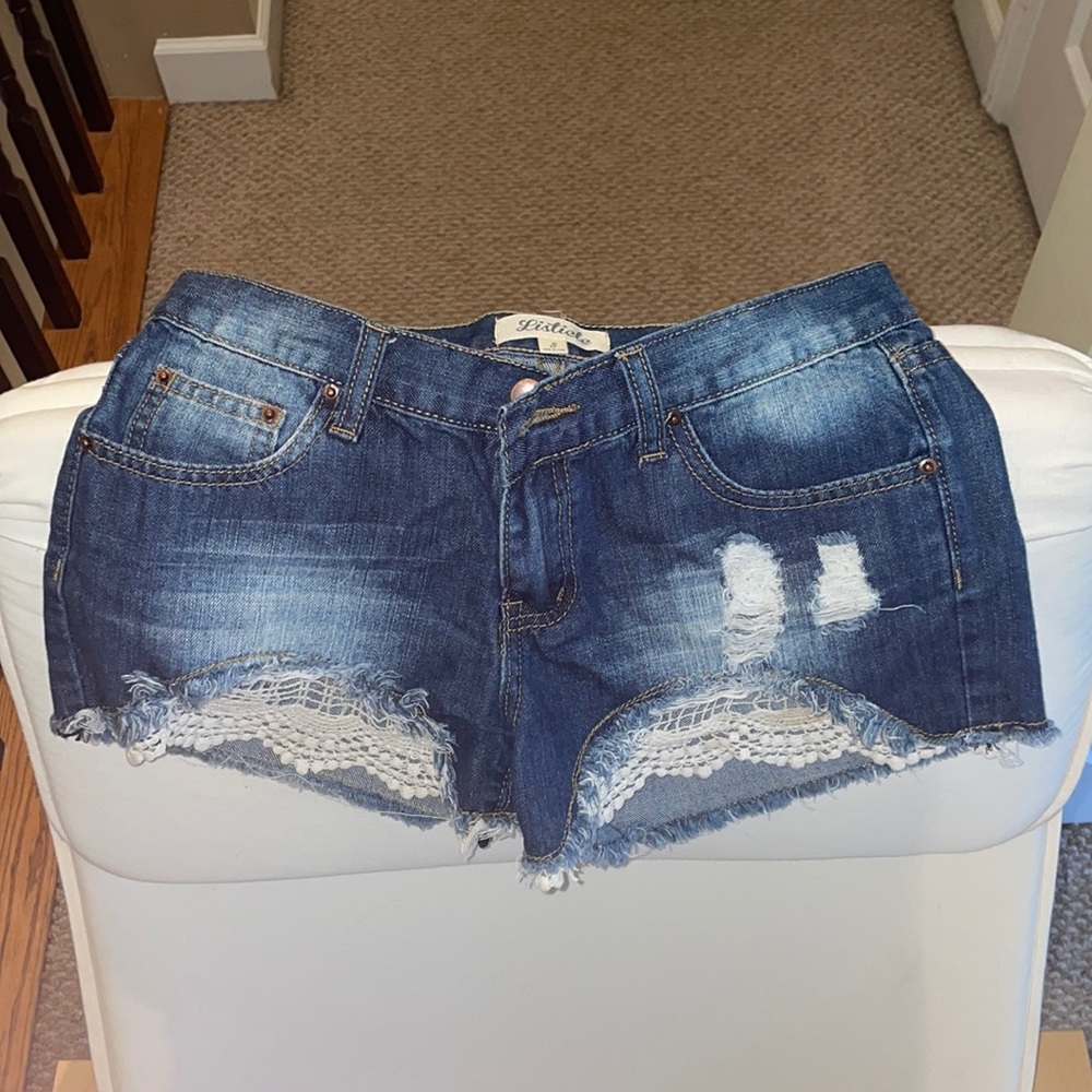 Shorts - Picture 1 of 1